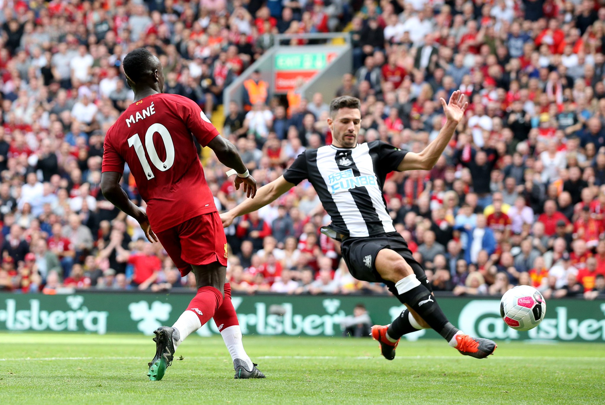 绿色球场上 绿色球场上